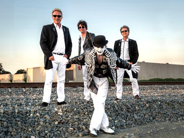 Kultig. Legendär. The Adicts.
