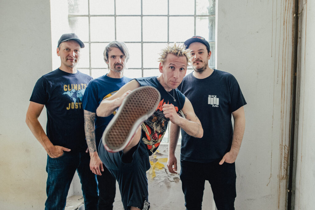 Doppelpunk: Neues von ZSK & The Baboon Show