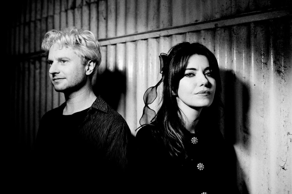 Wieder da: Blood Red Shoes