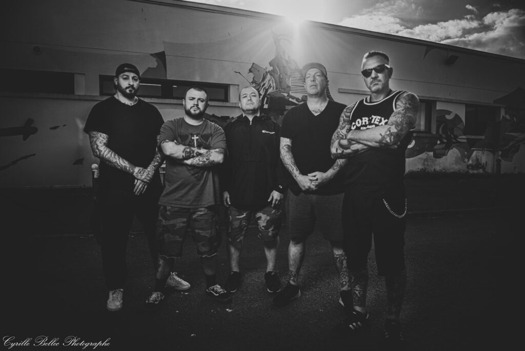 Monkeys und mehr: Death Before Dishonor